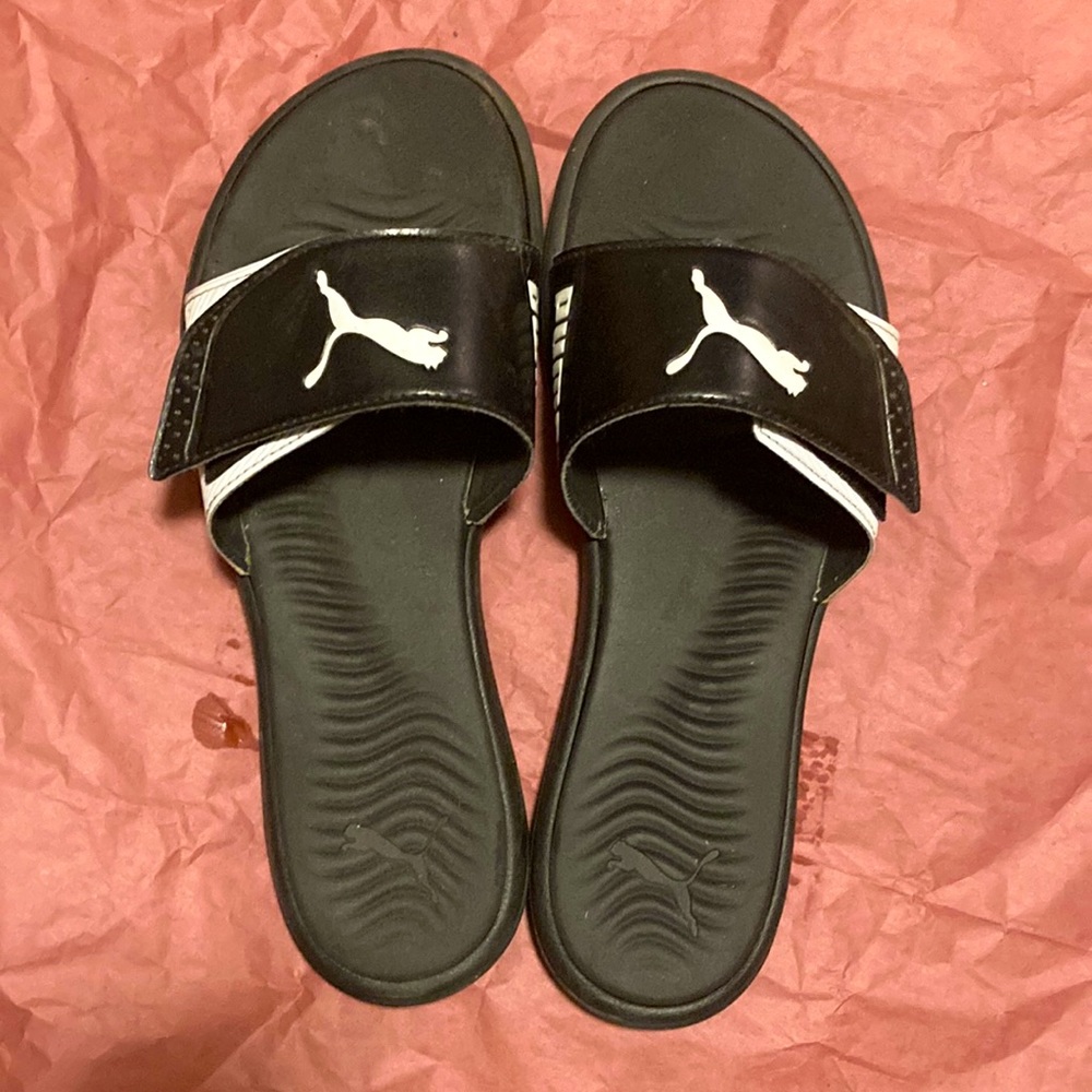 Puma Woman's Slides Size 9/EU40 Black Adjustable Velcro
